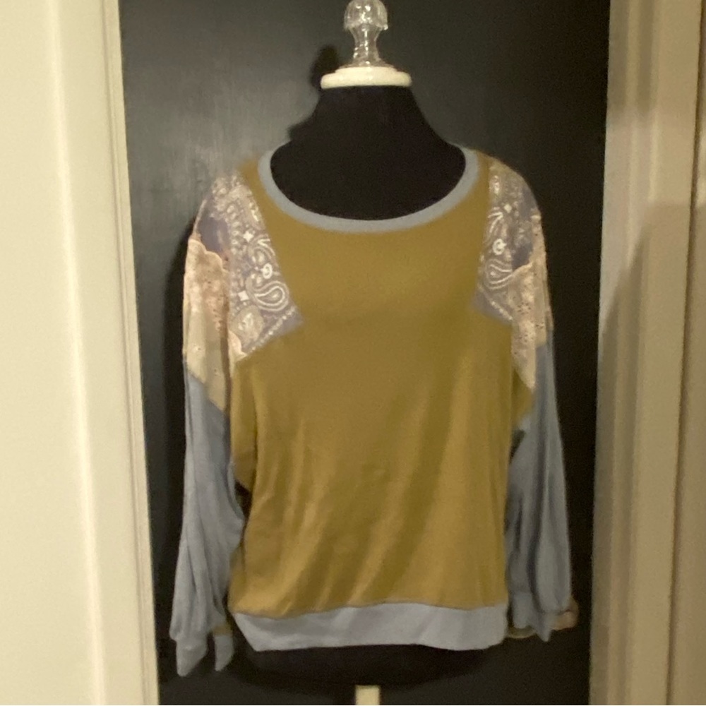 Free People We the Free Patchwork Shoulder Ribbed Long Sleeve Tee Shirt 💜🖤